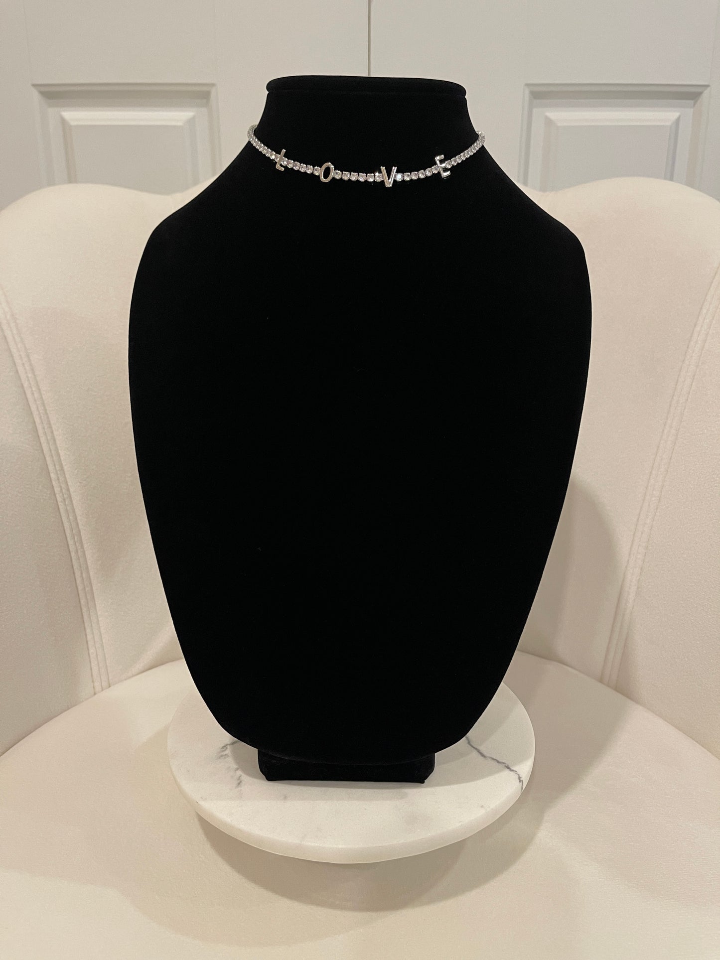 LOVE NECKLACE (SILVER)