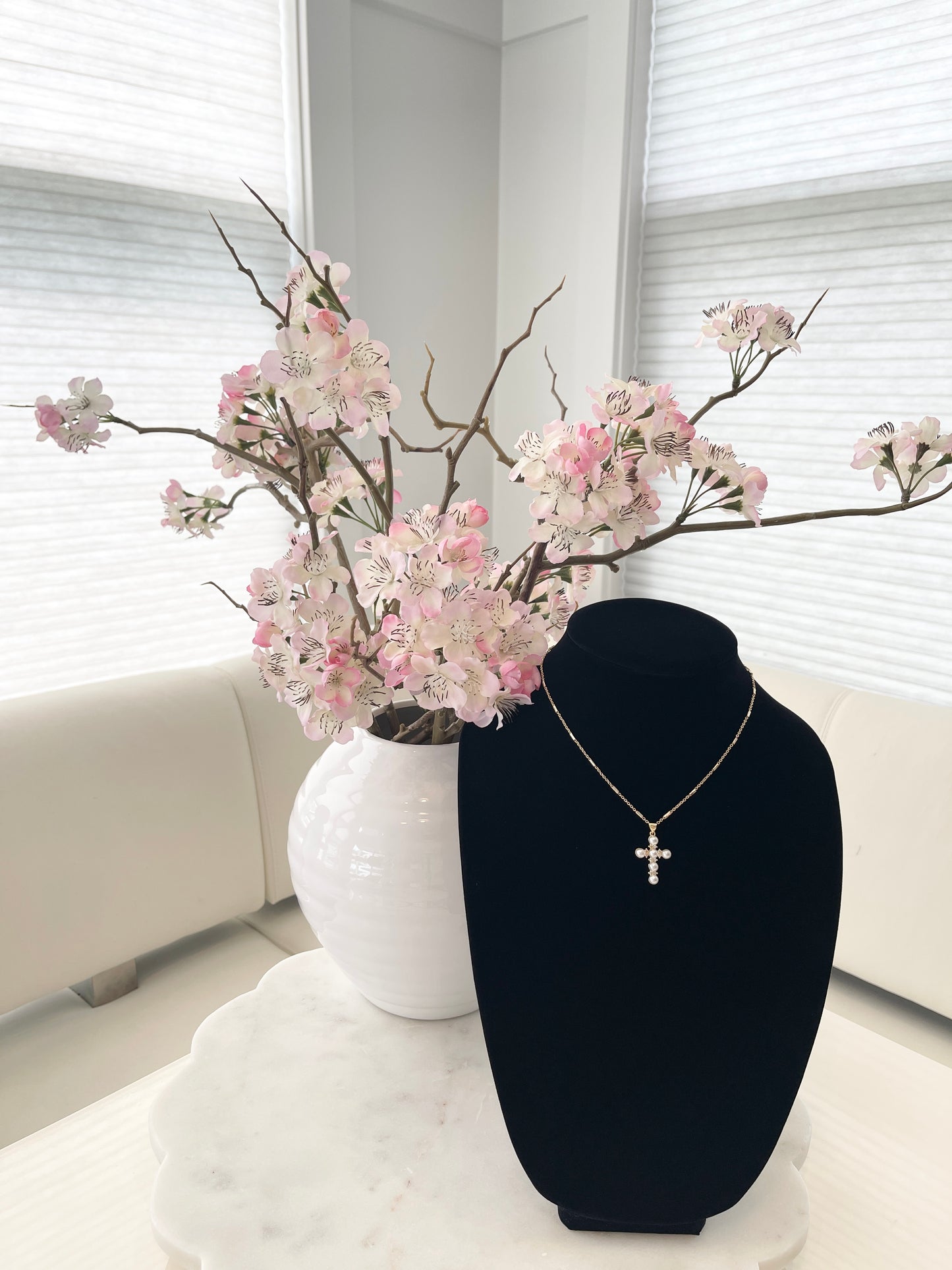 NECKLACE - CROSS (GOLD)