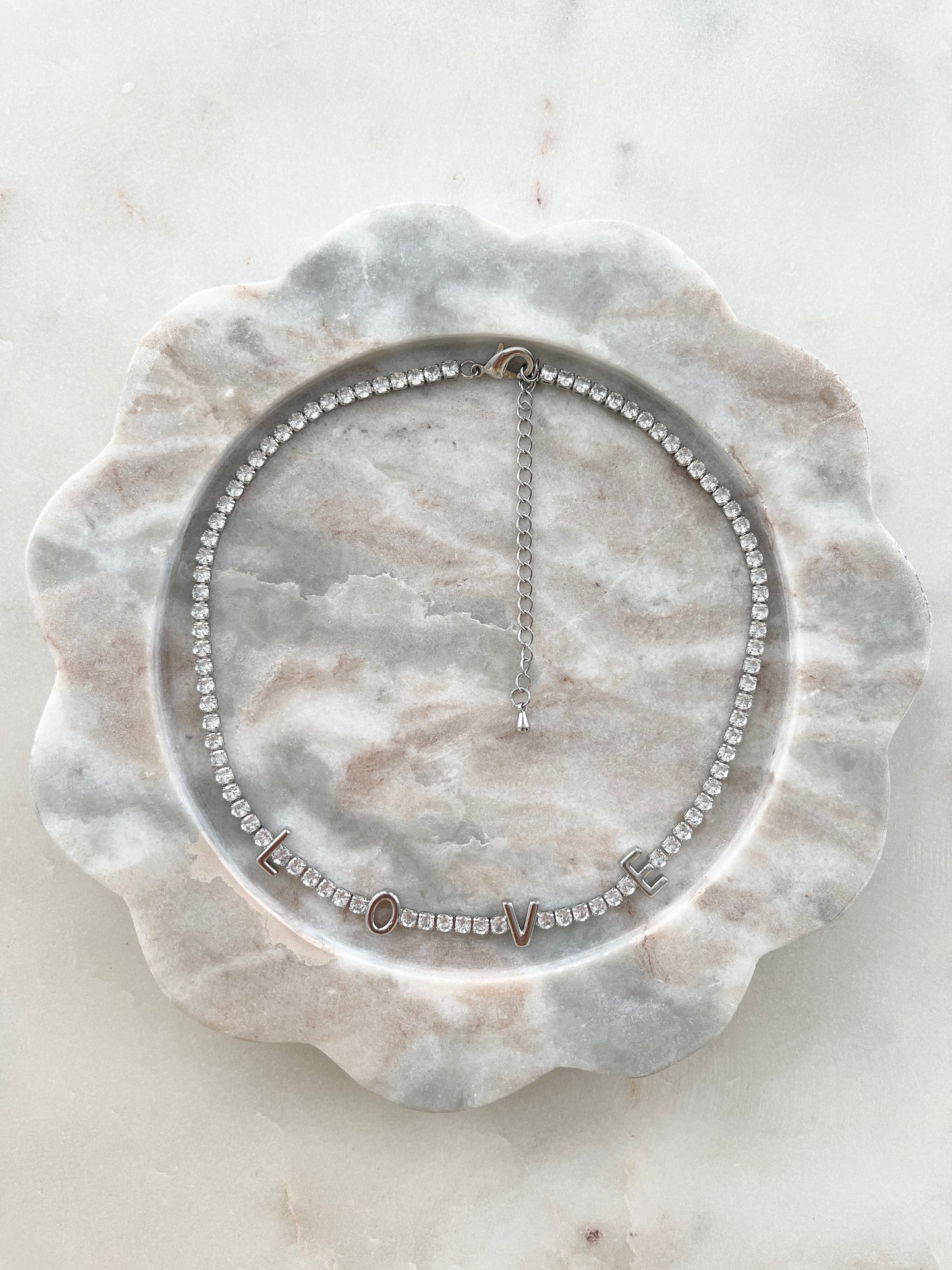 NECKLACE - LOVE (SILVER)