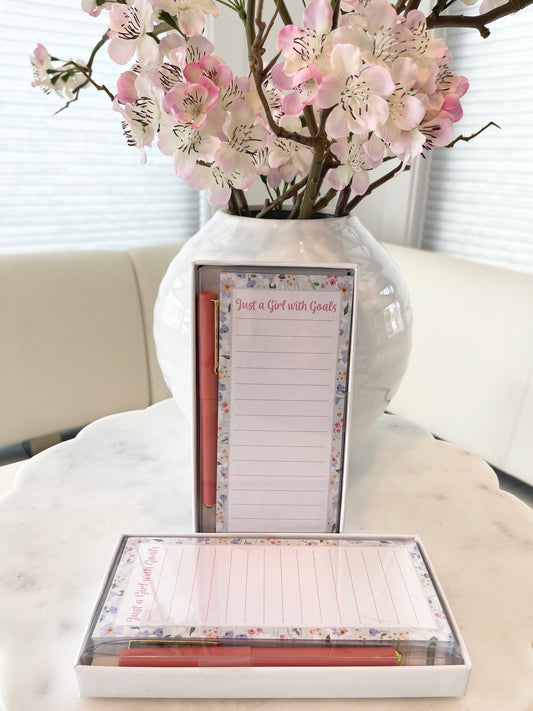 GIRL WITH GOALS TO-DO-LIST